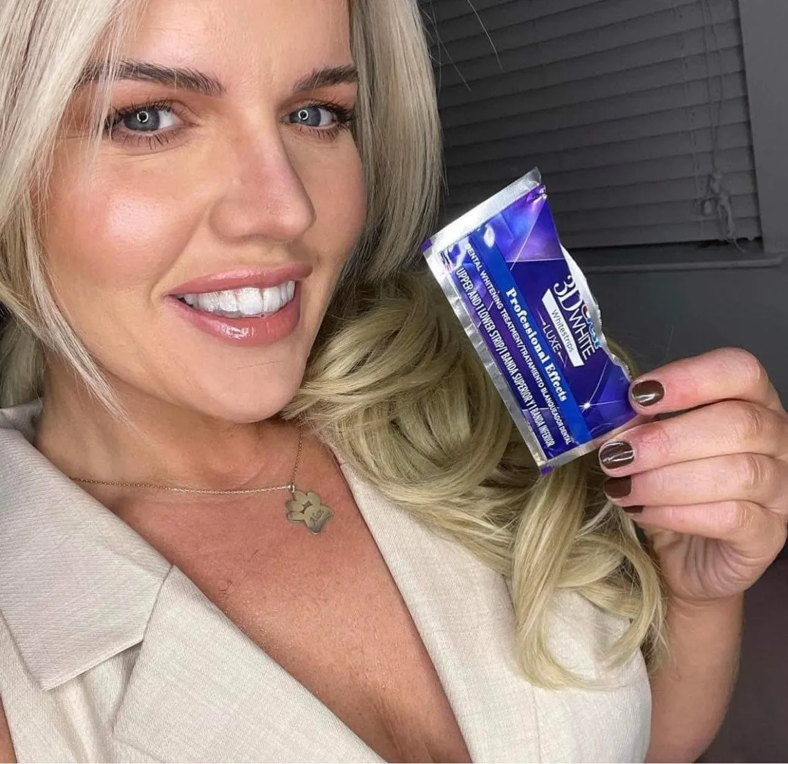 25300 teeth whitening results