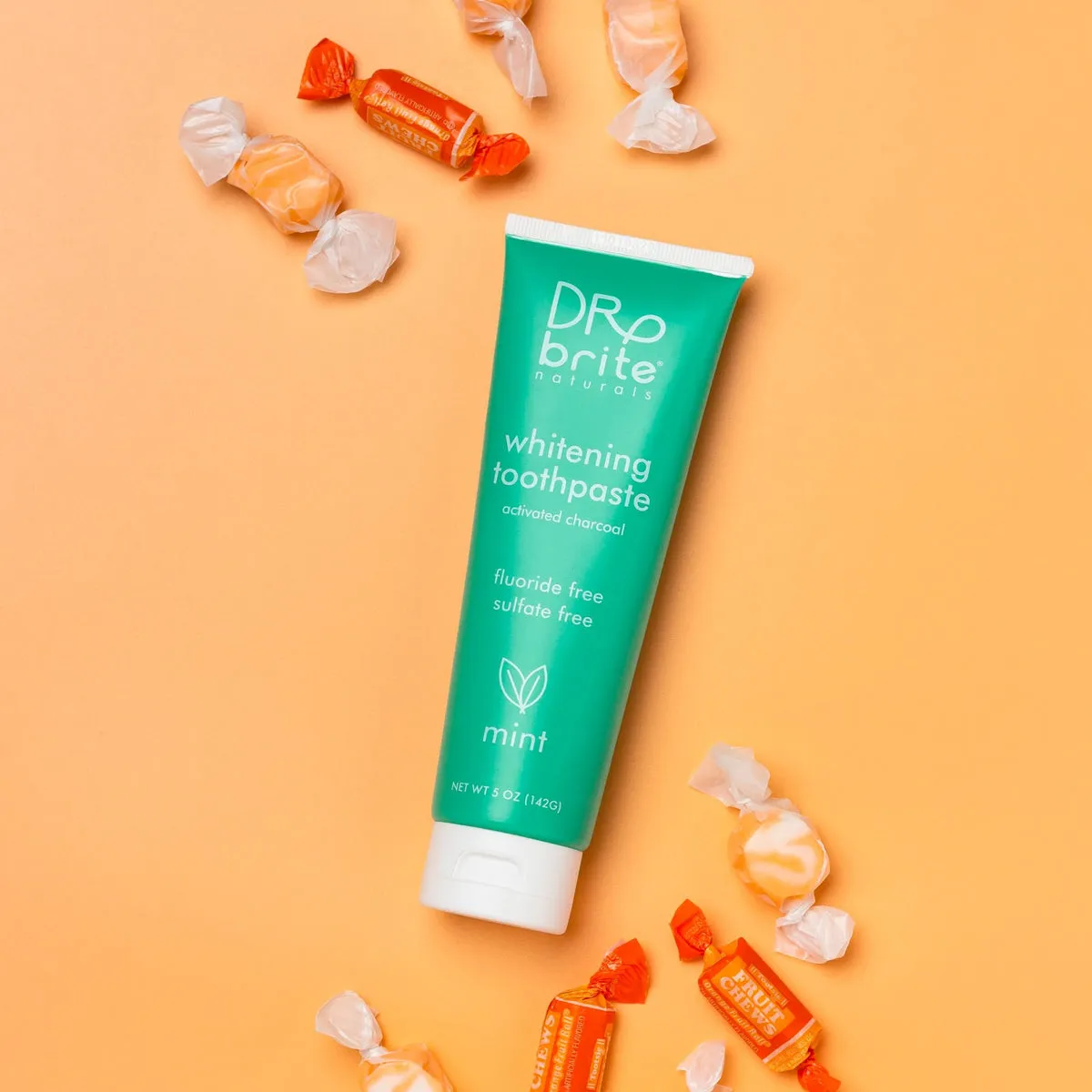 25470 whitening gel on gums image2