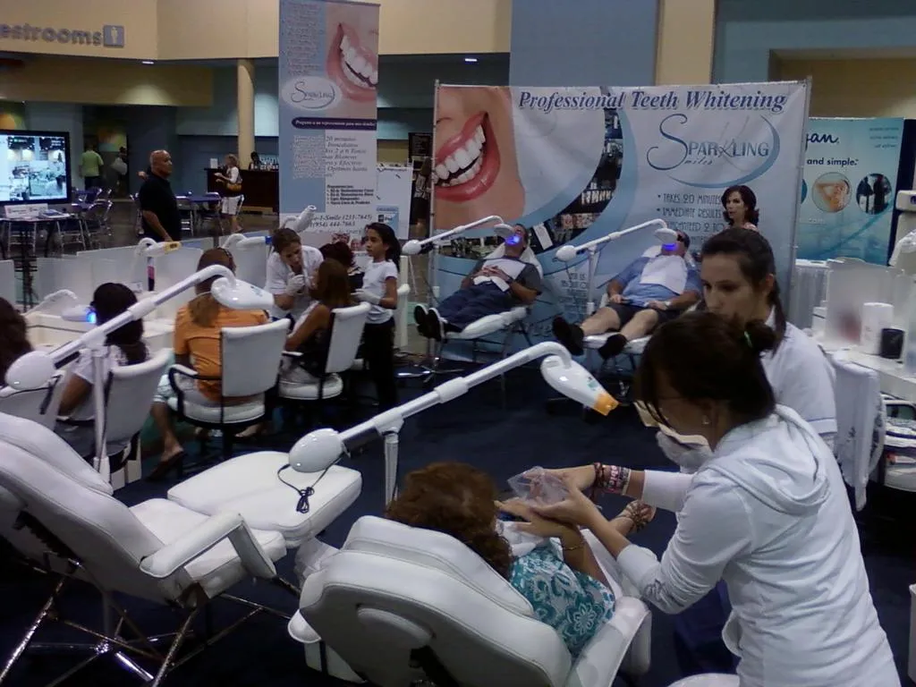 25508 at home teeth whitening kits miami