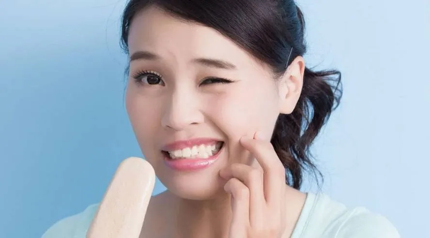 25607 sensitive teeth whitening 6